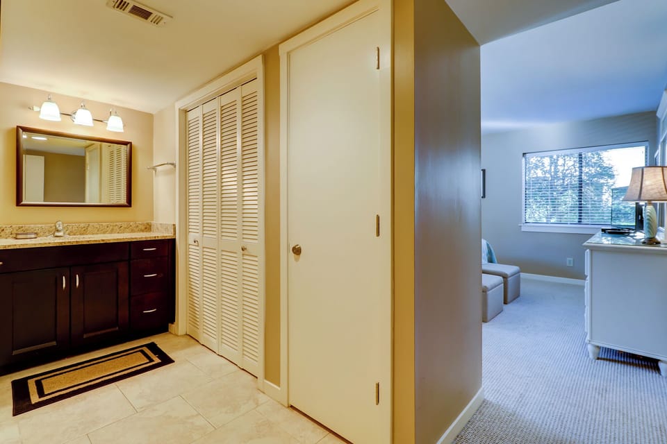 Villa, Multiple Beds, Kitchen, Golf View (425 Plantation Club Villas) | Interior