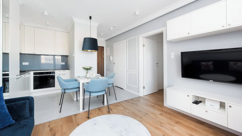 Apartament (30A) | Living area | Flat-screen TV