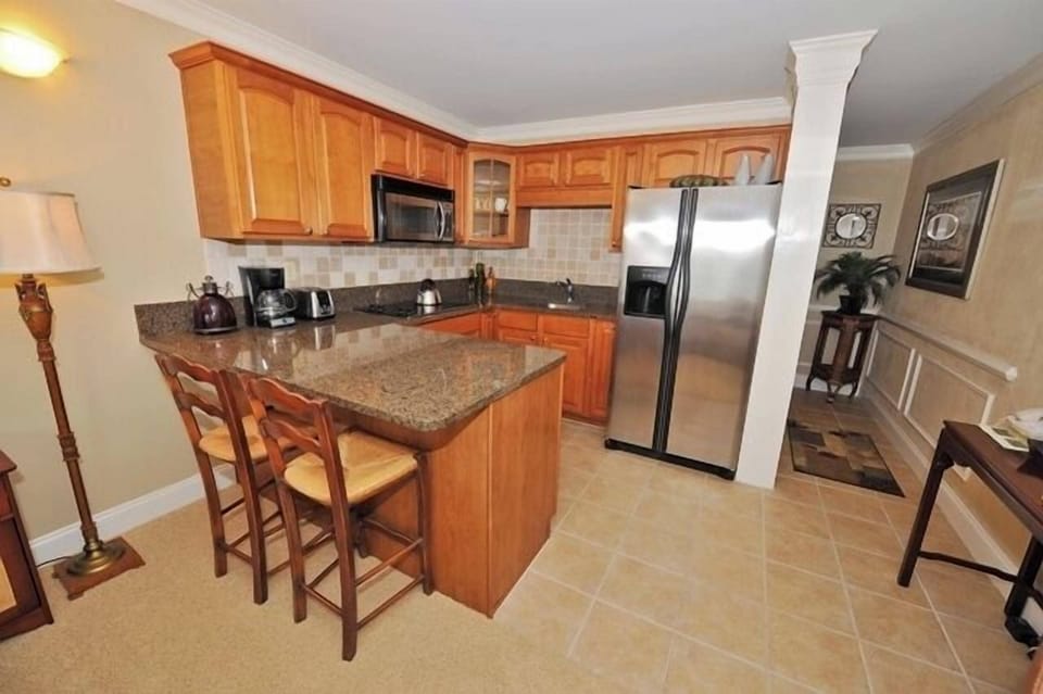 Villa, 1 Queen Bed with Sofa bed, Kitchen (853 Ketch Court) | Private kitchen | Coffee/tea maker, dining tables
