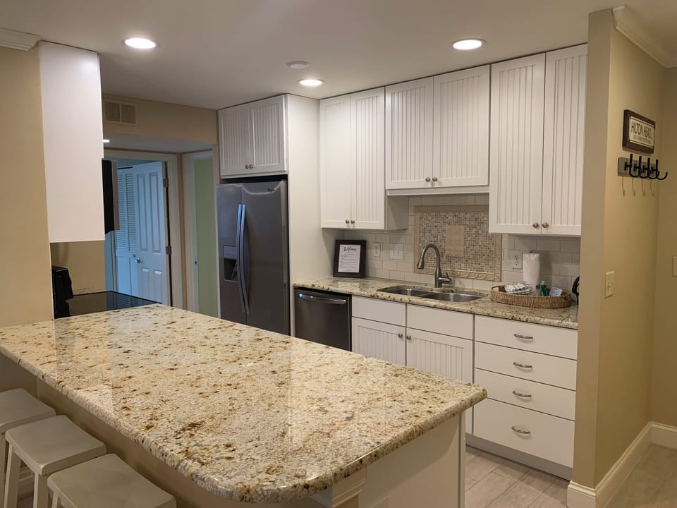Villa, Multiple Beds, Kitchen, Garden View (922 Cutter Court) | Private kitchen | Coffee/tea maker, dining tables