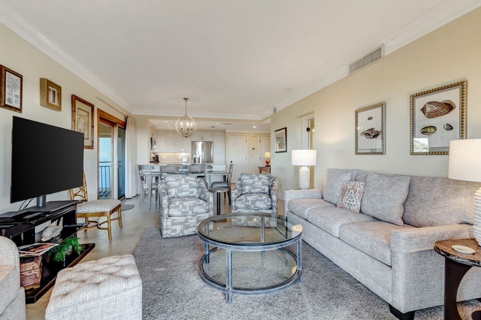 Villa, Multiple Beds, Kitchen (1868 Beachside Tennis) | Living area | 42-inch flat-screen TV with digital channels