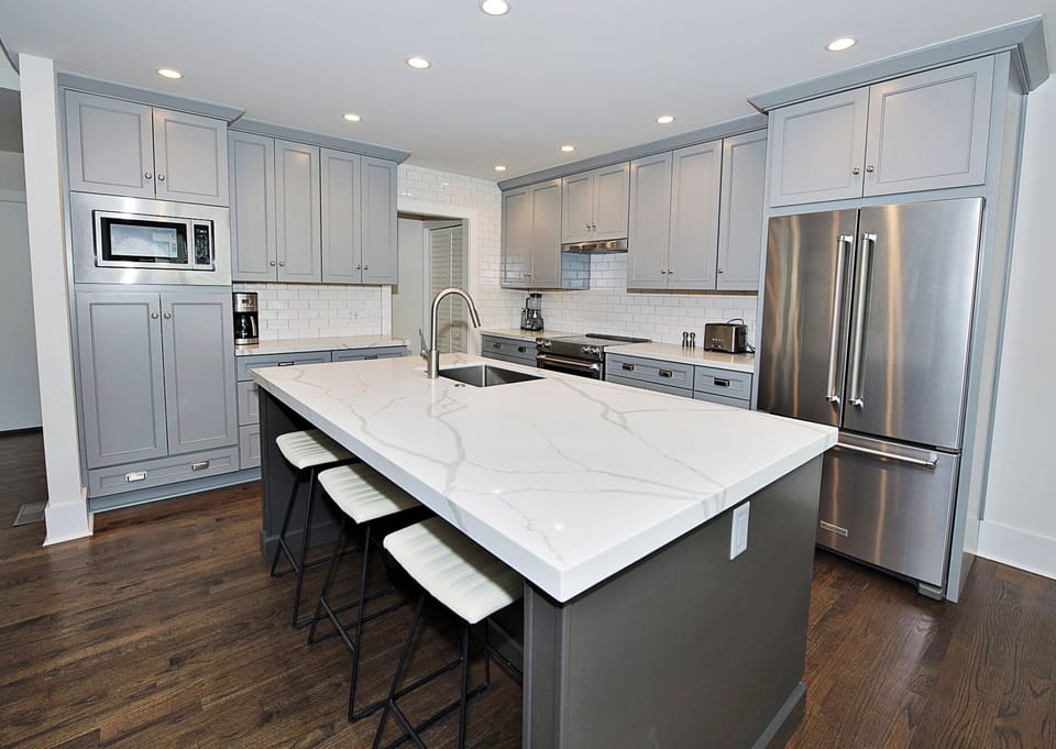 Villa, Multiple Beds, Kitchen, Pool View (1255 Harbour Town Club) | Private kitchen | Coffee/tea maker, dining tables