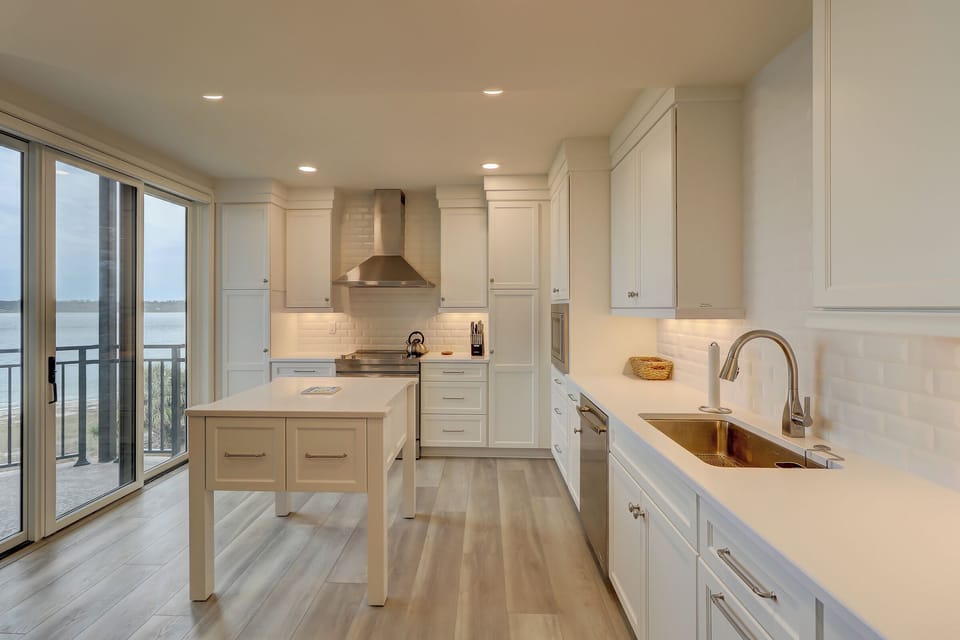 Villa, Multiple Beds, Kitchen (1919 South Beach Club) | Private kitchen | Coffee/tea maker, dining table