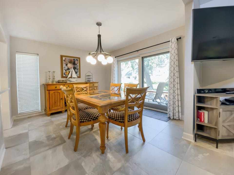 Villa, Multiple Beds, Kitchen, Garden View (2241 Heritage Villas) | Dining