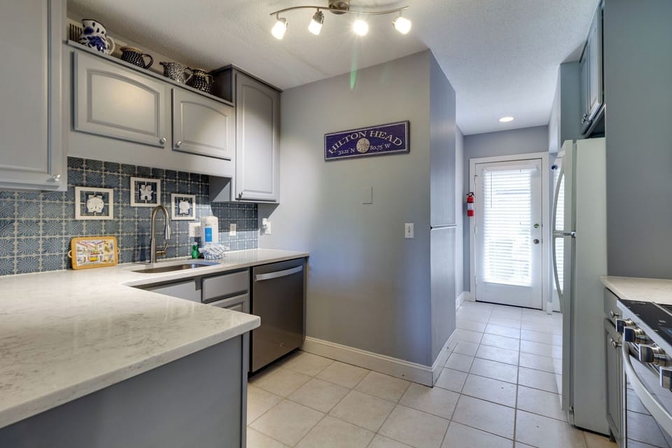 Villa, Multiple Beds, Kitchen, Garden View (2300 Heritage Villas) | Private kitchen | Coffee/tea maker, dining tables