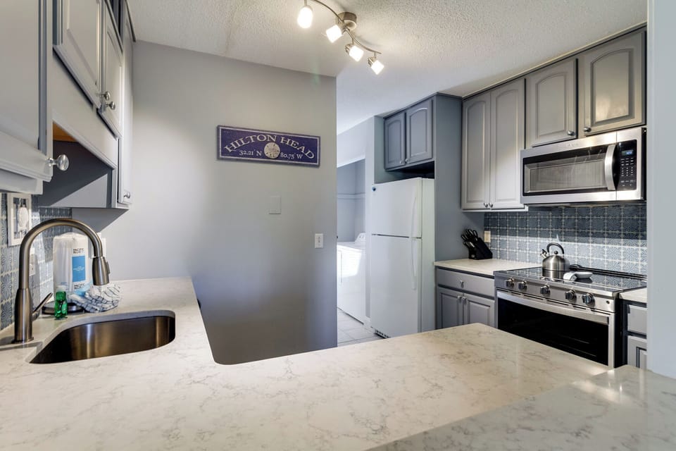 Villa, Multiple Beds, Kitchen, Garden View (2300 Heritage Villas) | Private kitchen | Coffee/tea maker, dining tables
