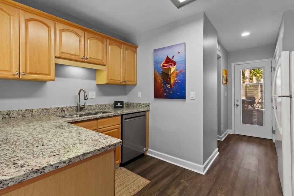 Villa, Multiple Beds, Kitchen, Garden View (2248 Heritage Villas) | Private kitchen | Coffee/tea maker, dining tables