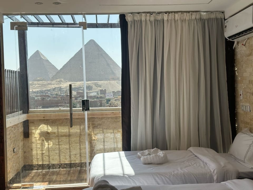 Deluxe Studio Suite | Egyptian cotton sheets, premium bedding, down comforters, pillowtop beds