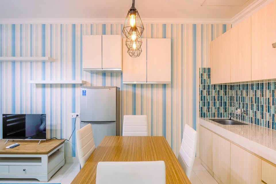 Standard Apartment, 2 Bedrooms (Apartment) | Dining room