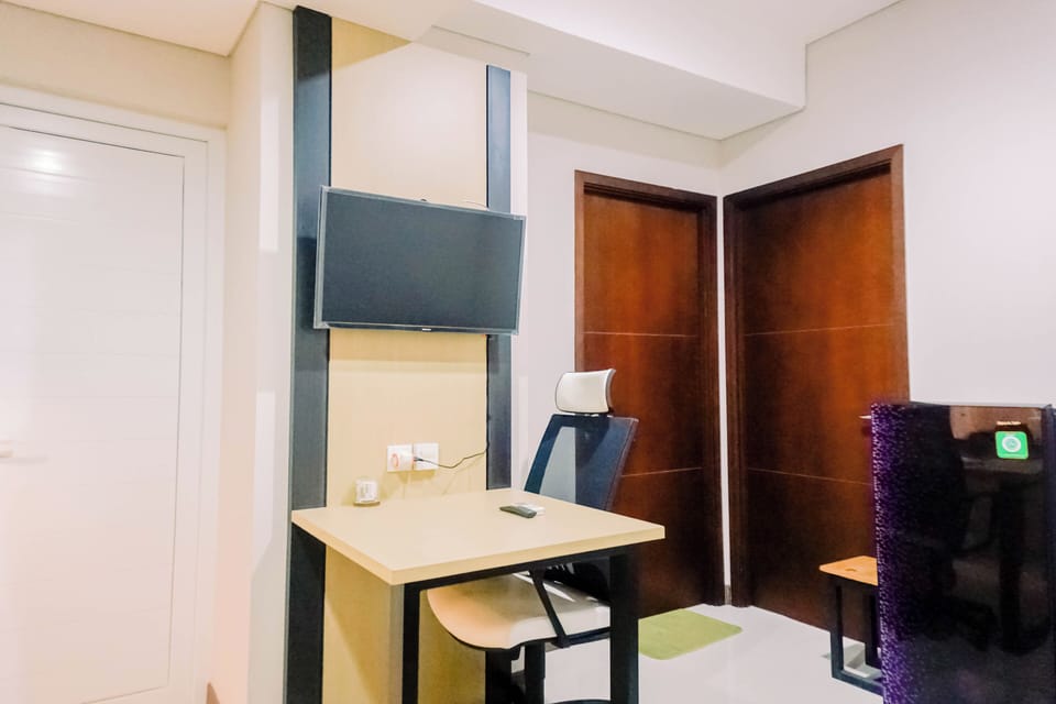 Standard Apartment, 2 Bedrooms (Apartment) | Living room