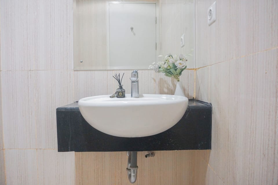 Cozy Living 1BR at Sentul Tower Apartment Apartment in West Java