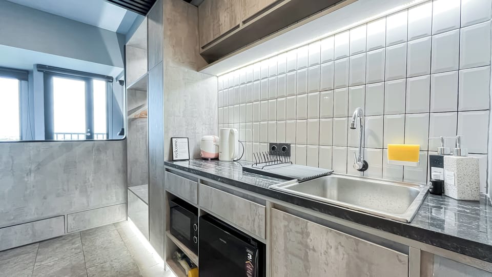 Standard Studio, 1 Bedroom (Apartment) | Private kitchen