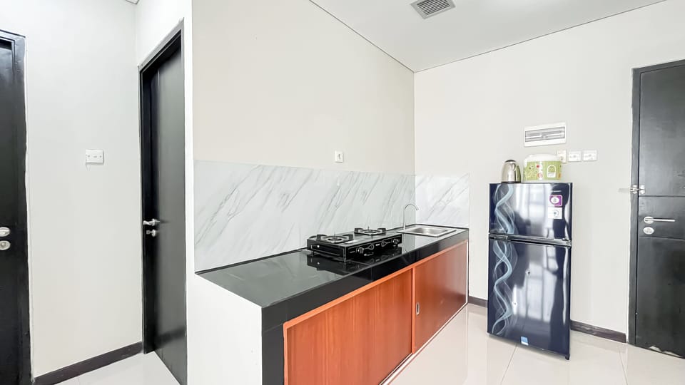 Standard Apartment, 3 Bedrooms (Apartment) | Private kitchen