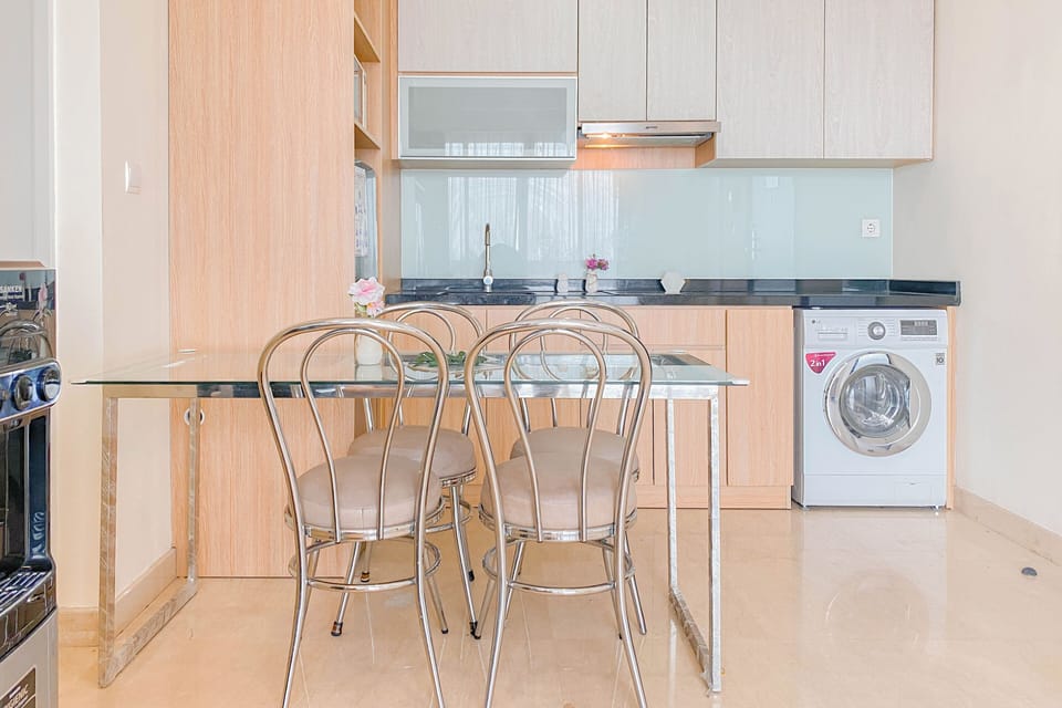 Standard Apartment, 2 Bedrooms (Apartment) | Dining room