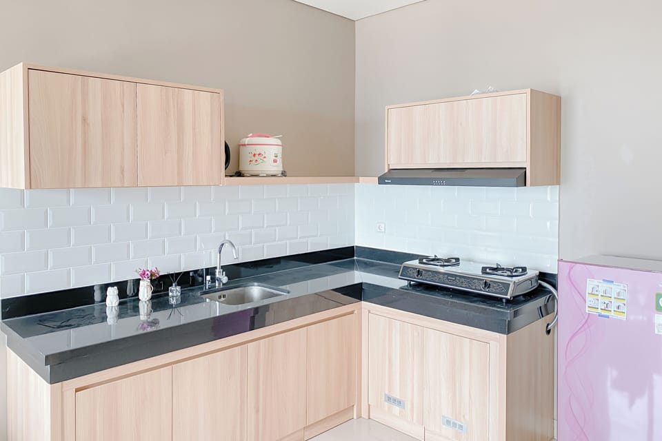 Standard Apartment, 2 Bedrooms (Apartment) | Private kitchen | Microwave