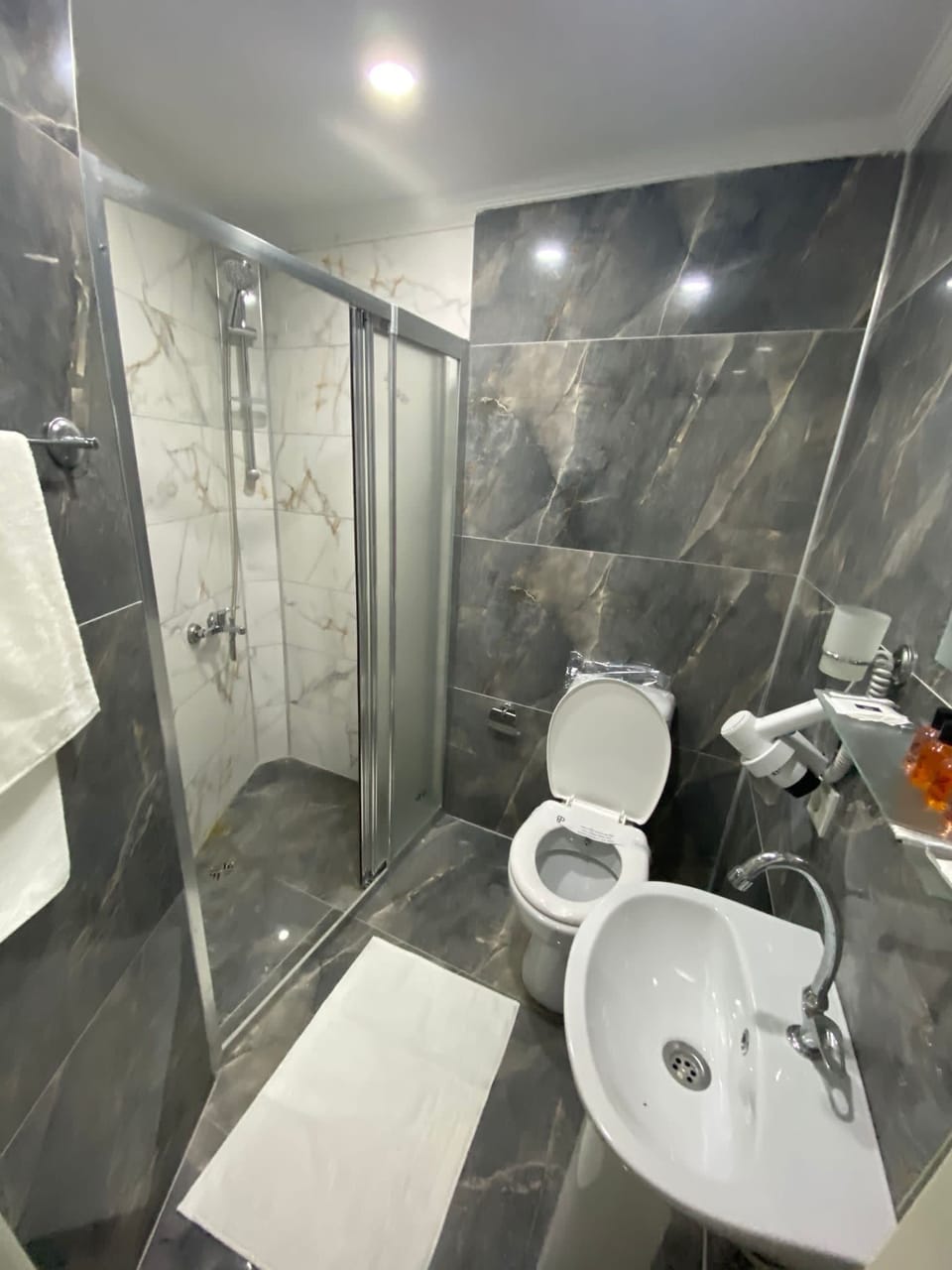 Basic Room, 1 Double Bed | Free WiFi, wheelchair access