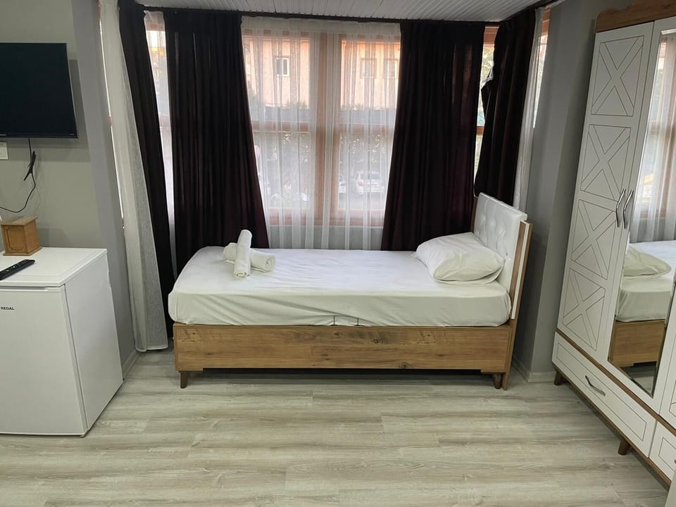 Basic Single Room | Free WiFi, wheelchair access
