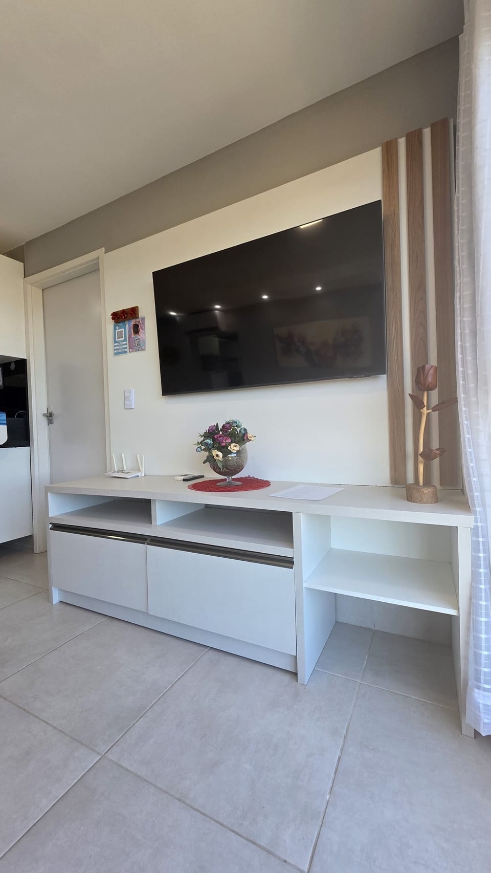 Family Apartment, City View | Living area