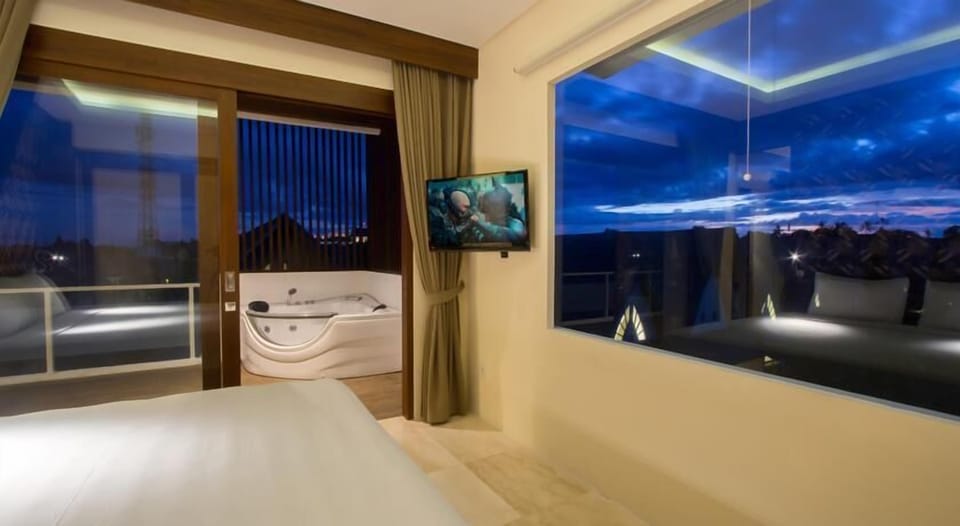 Suite, Jetted Tub (Tokyo) | Jetted tub