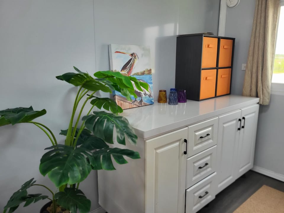 Cabin 1, Orange Cabin Storage