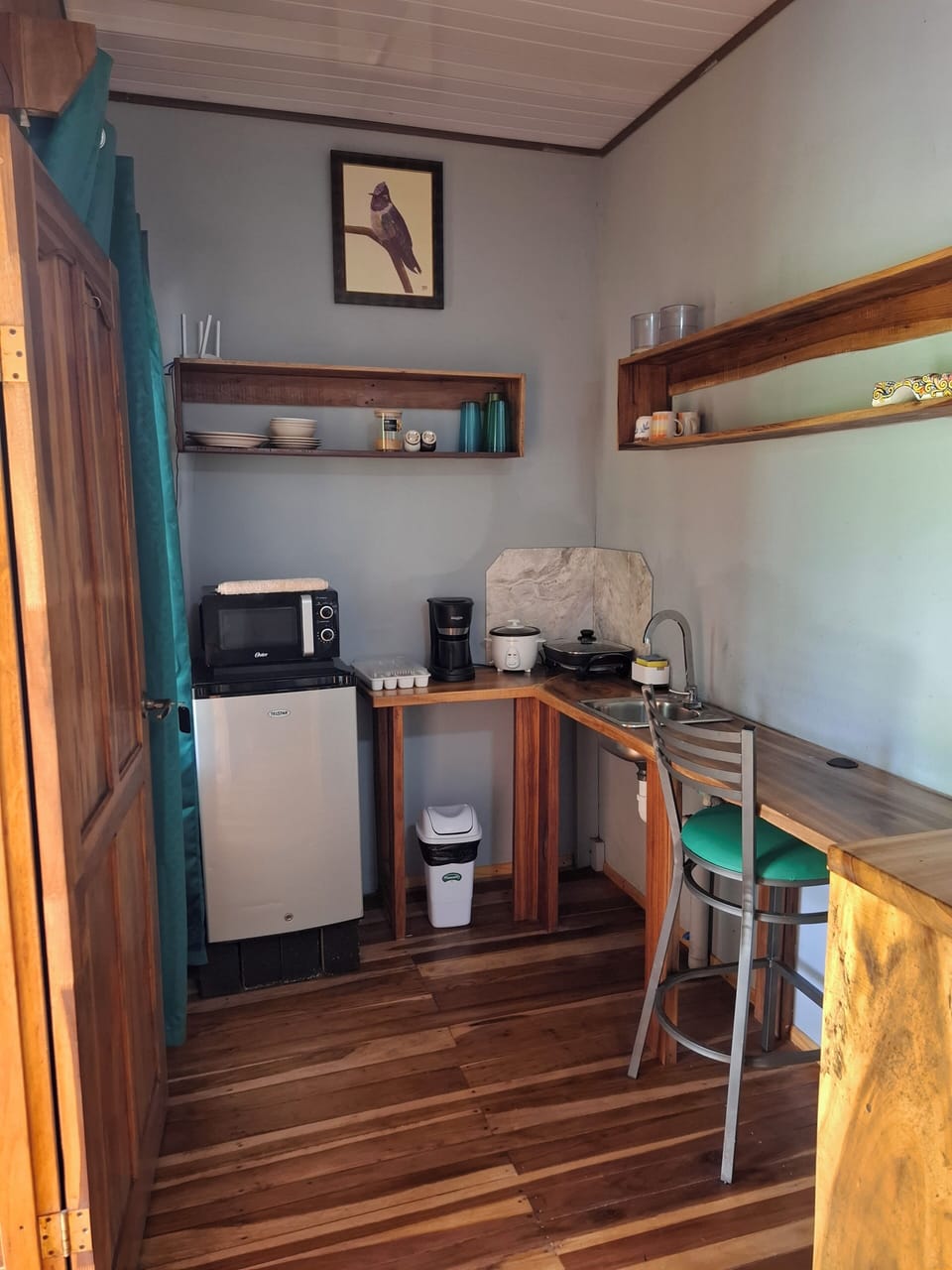 Standard Apartment, Mountain View | Living area | TV, toys