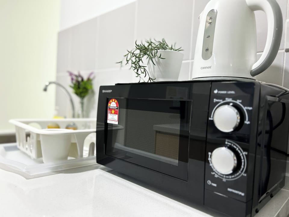 Apartment, 2 Bedrooms | Private kitchen | Fridge, microwave