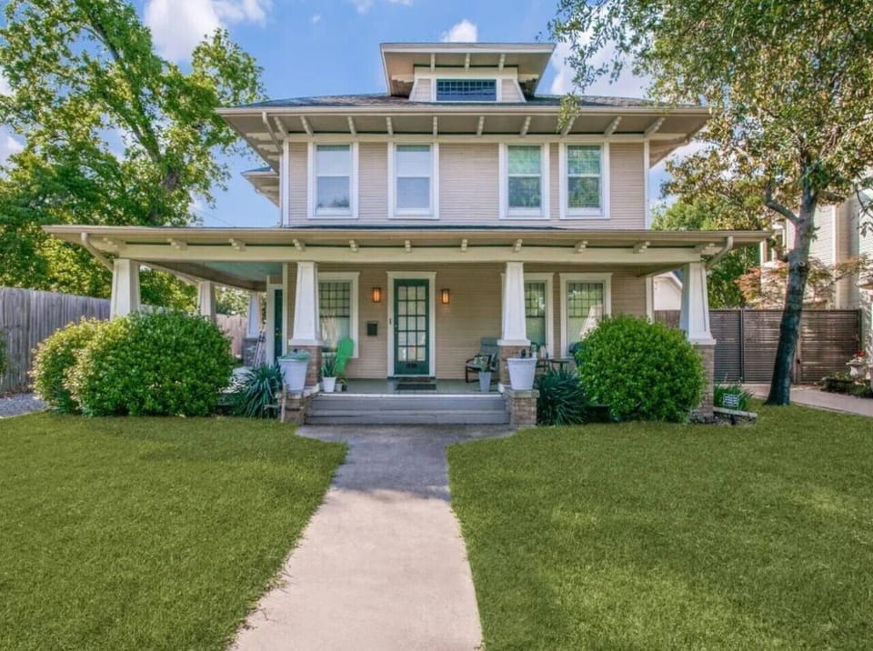 Front of the house - your rental is the entire bottom floor.