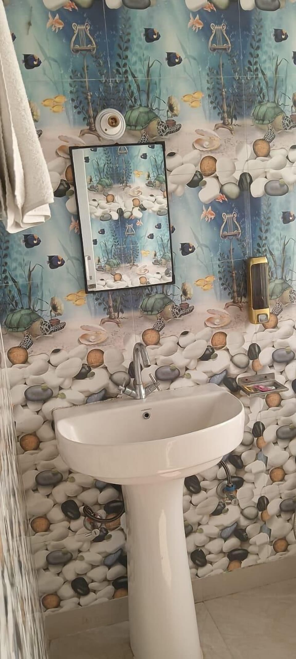 King Room With Mountain View | Bathroom | Separate tub and shower, towels, soap, toilet paper