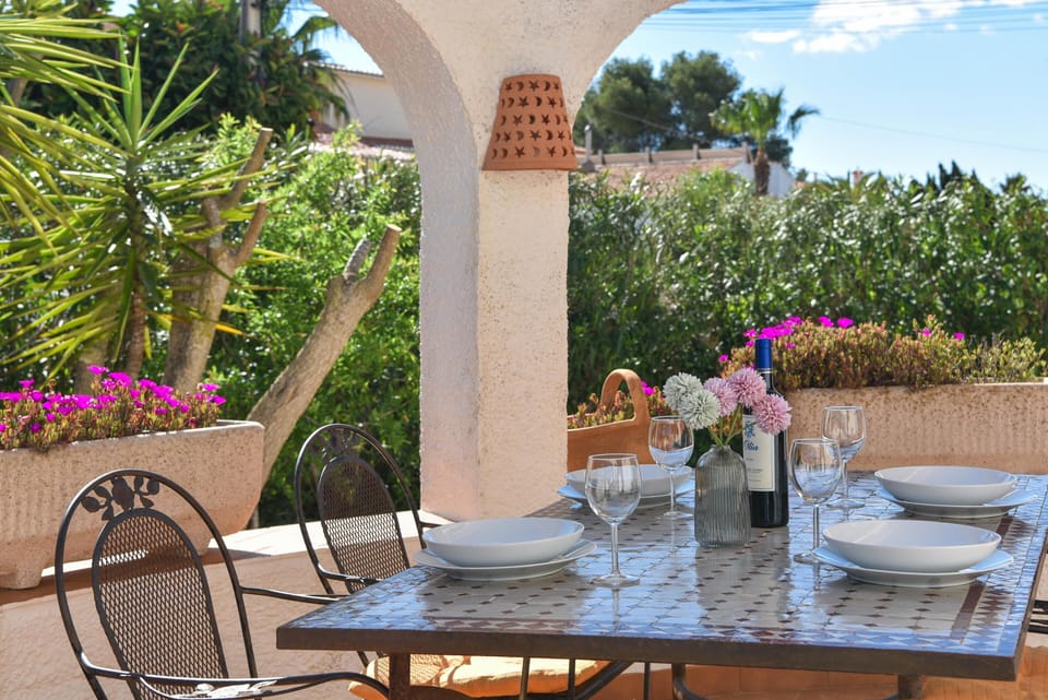 Outdoor dining area