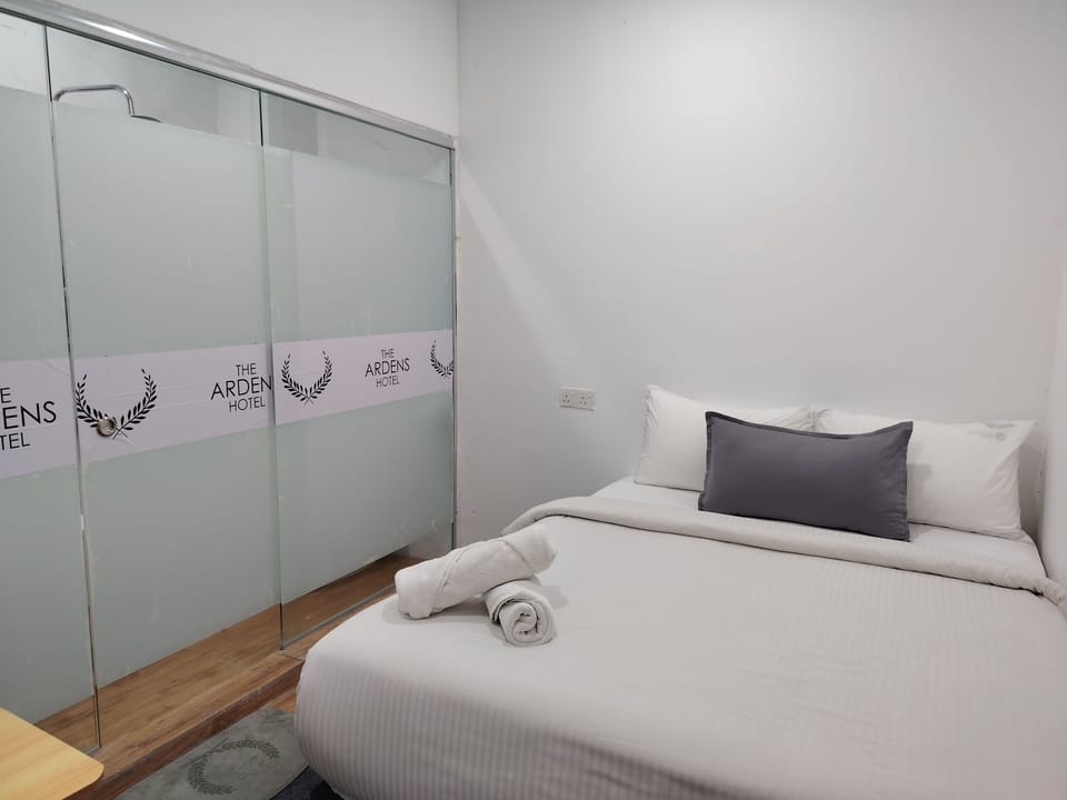Superior Double Room | Desk, WiFi (free)
