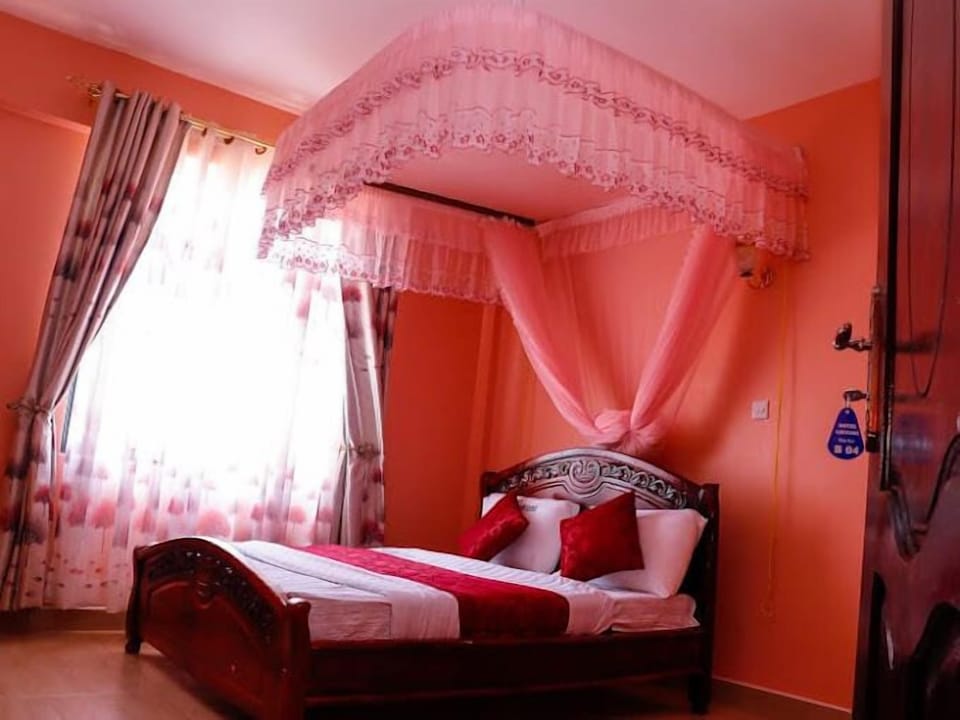 Executive Double Room, City View | Free WiFi, bed sheets