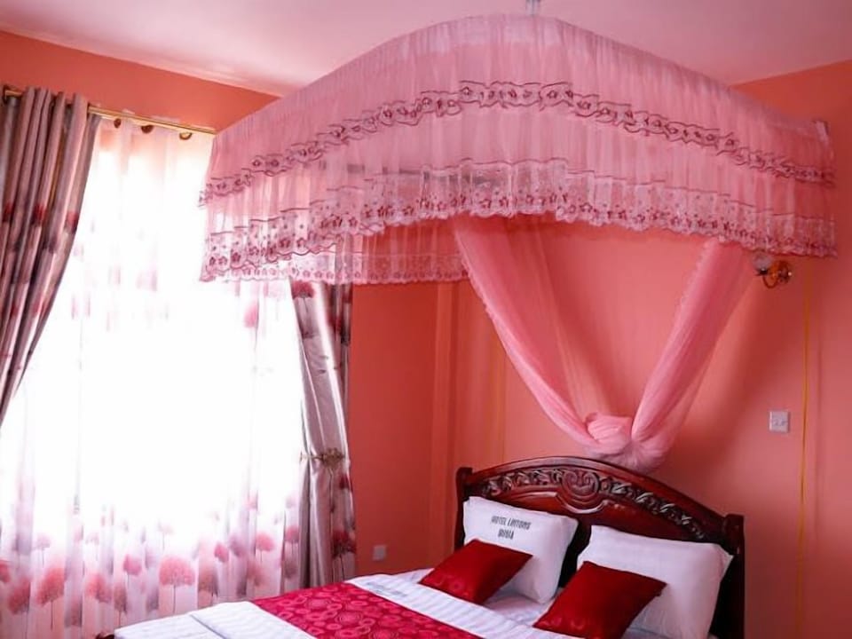 Standard Double Room, City View | Free WiFi, bed sheets