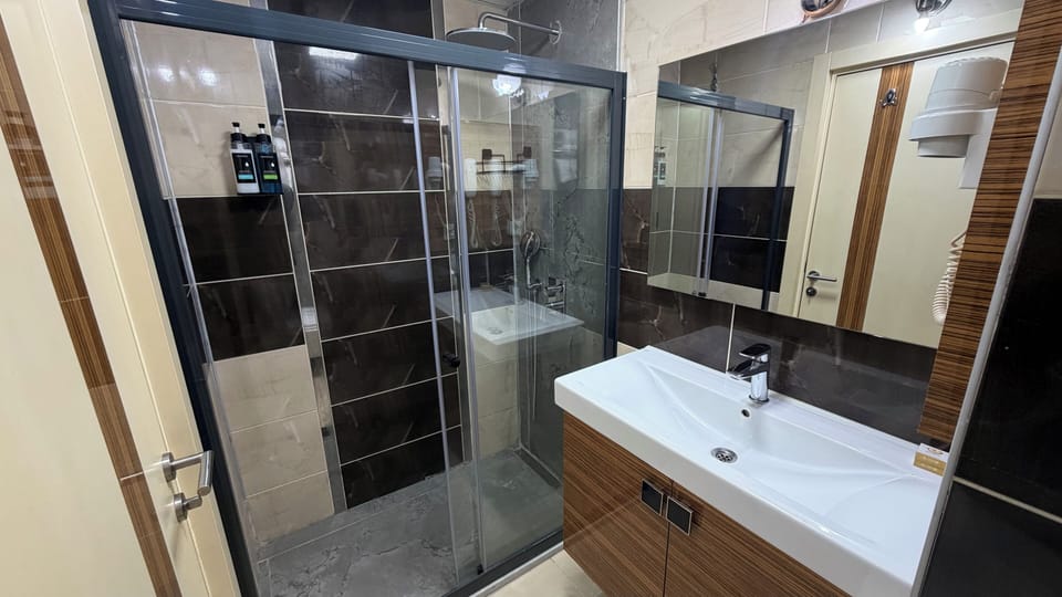 Bathroom shower