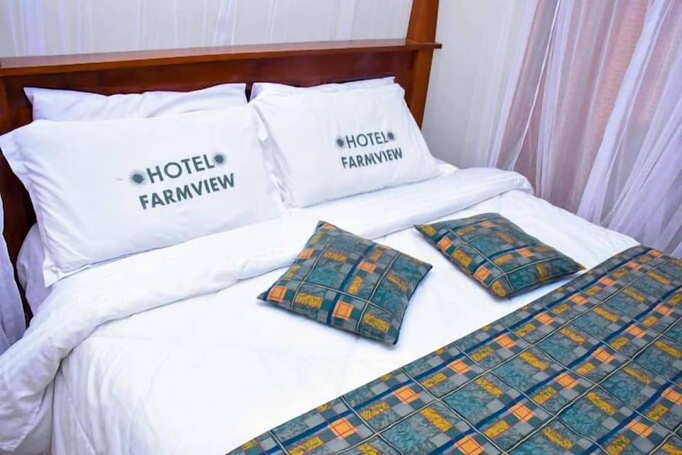 Deluxe Double Room, Garden View | Free WiFi, bed sheets