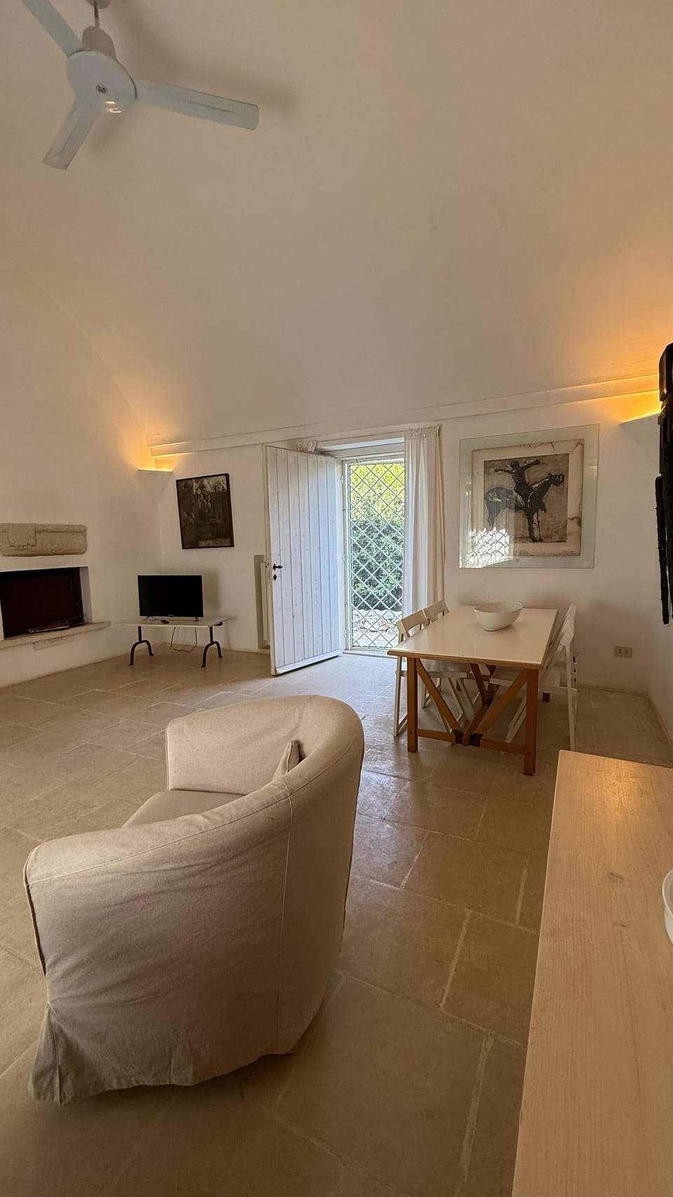 Deluxe Apartment, Patio | Living area | TV