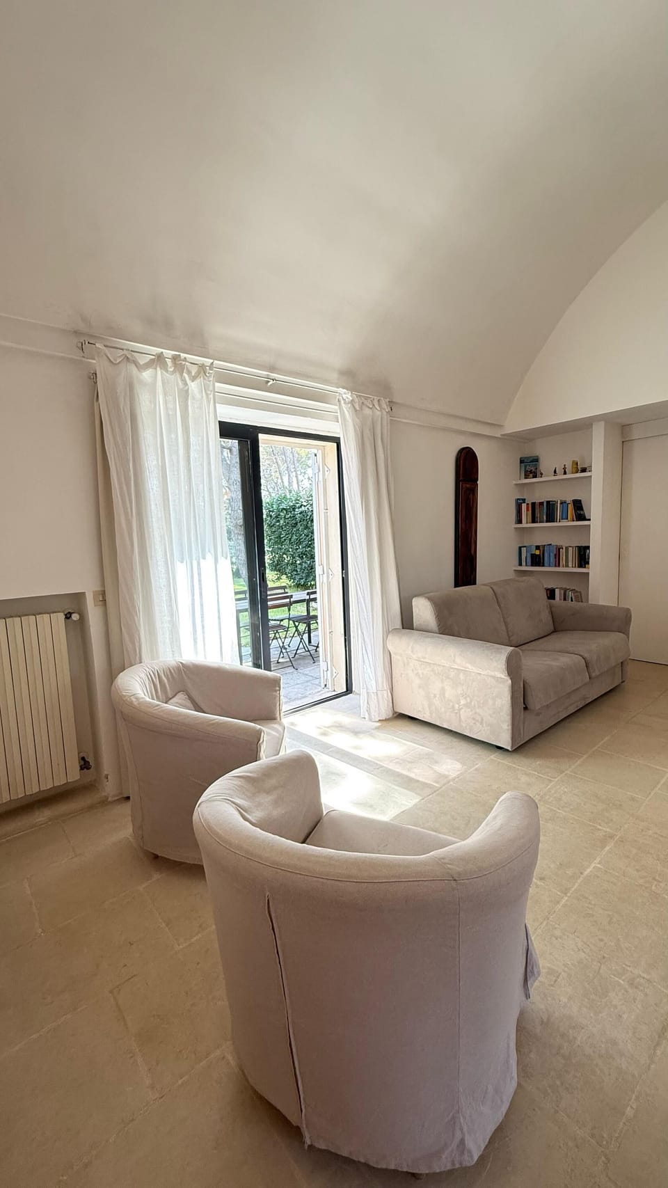 Deluxe Apartment, Patio | 1 bedroom, cribs (surcharge), bed sheets