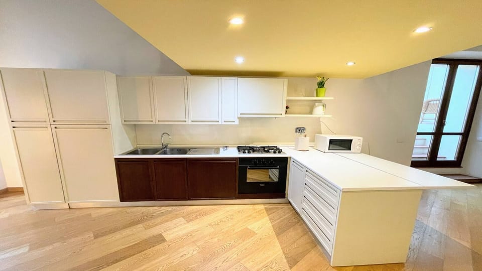 Apartment, 2 Bedrooms, Smoking, Balcony | Private kitchen