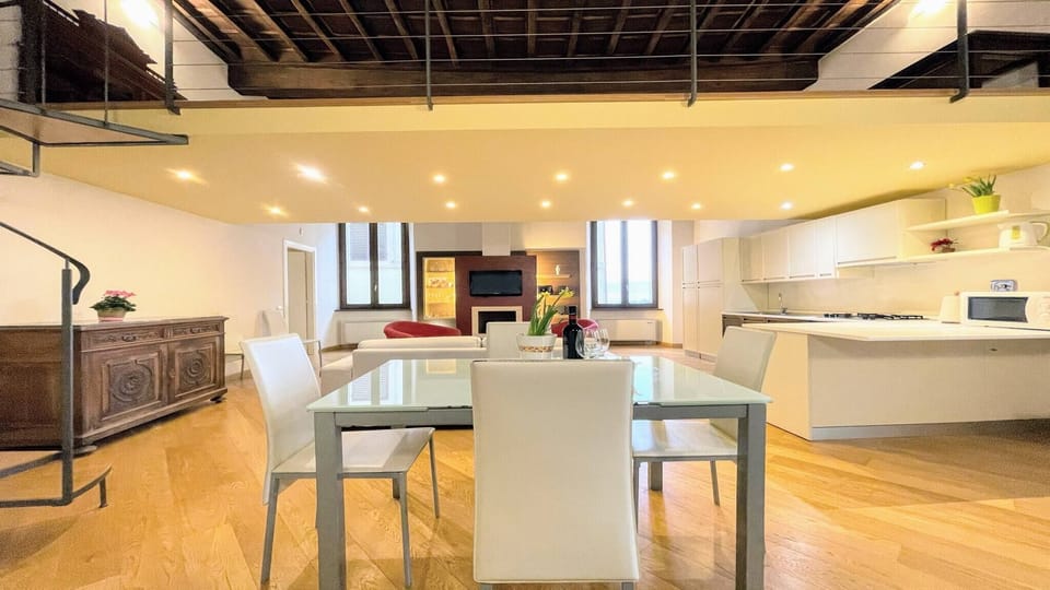 Apartment, 2 Bedrooms, Smoking, Balcony | Dining