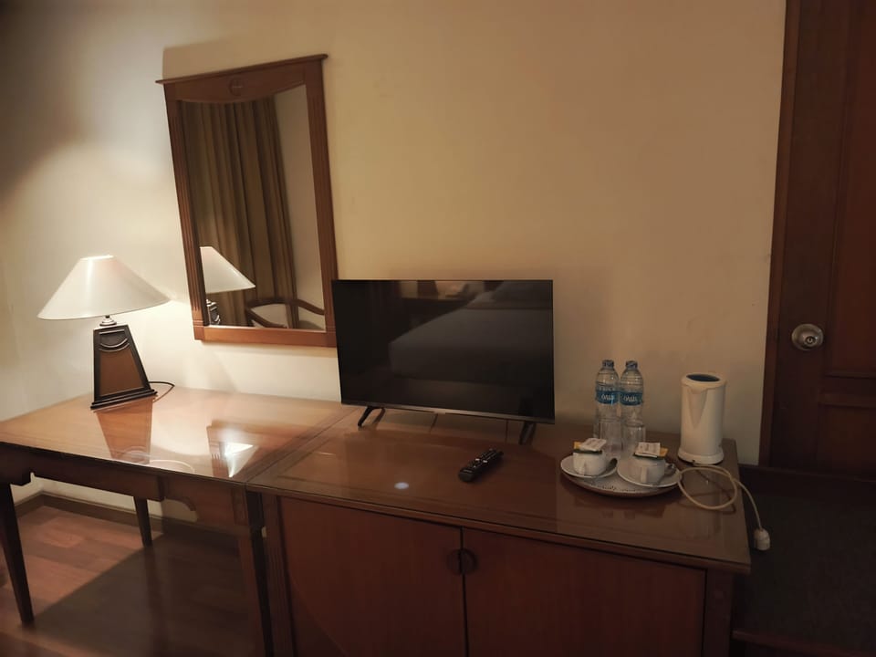 Standard Double Room | Desk, free WiFi, bed sheets