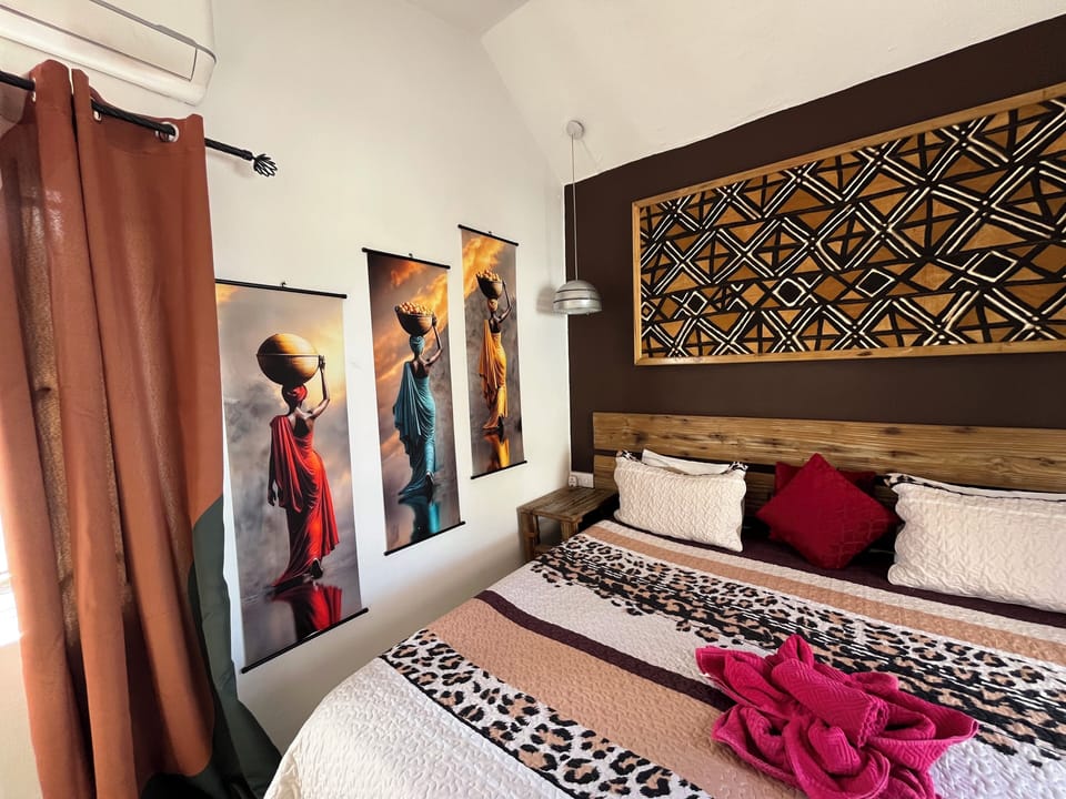 Lafrik - Apartment, 2 Bedrooms | Minibar, in-room safe, desk, laptop workspace
