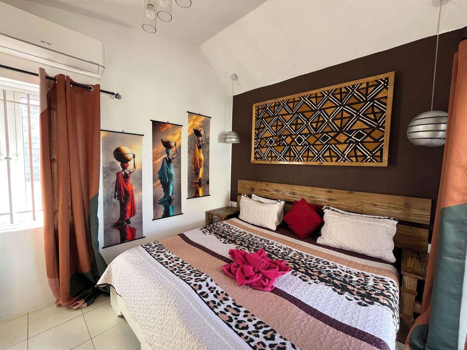 Lafrik - Apartment, 2 Bedrooms | Minibar, in-room safe, desk, laptop workspace