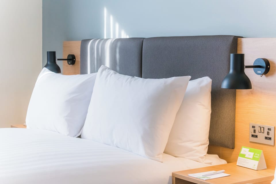 In-room safe, desk, blackout drapes, soundproofing