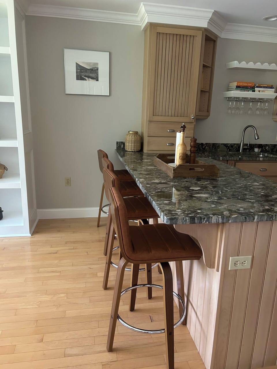 Kitchen Bar for Dining