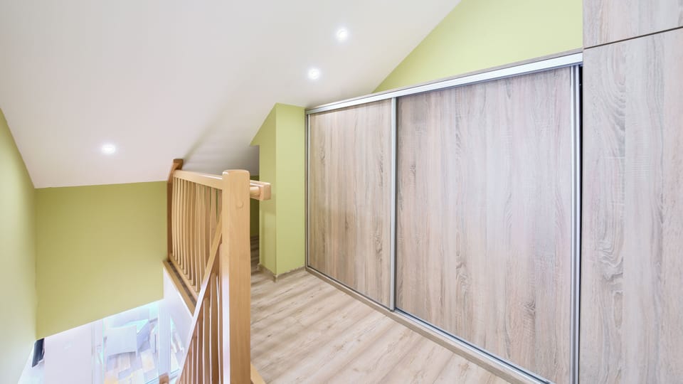 Apartment (406) | Iron/ironing board, WiFi (free), individually decorated