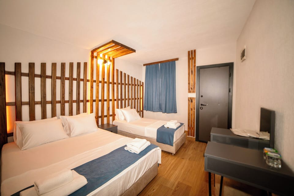 Standard Triple Room | Free WiFi, bed sheets