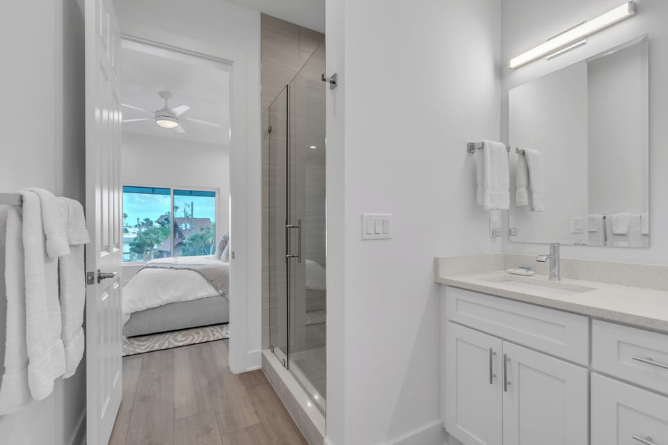 A3 - 3rd Floor.  Full Bathroom