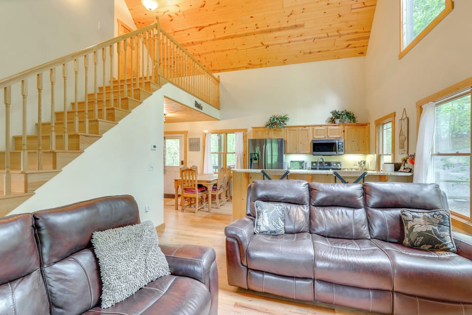 House (2 Bedrooms) | Interior