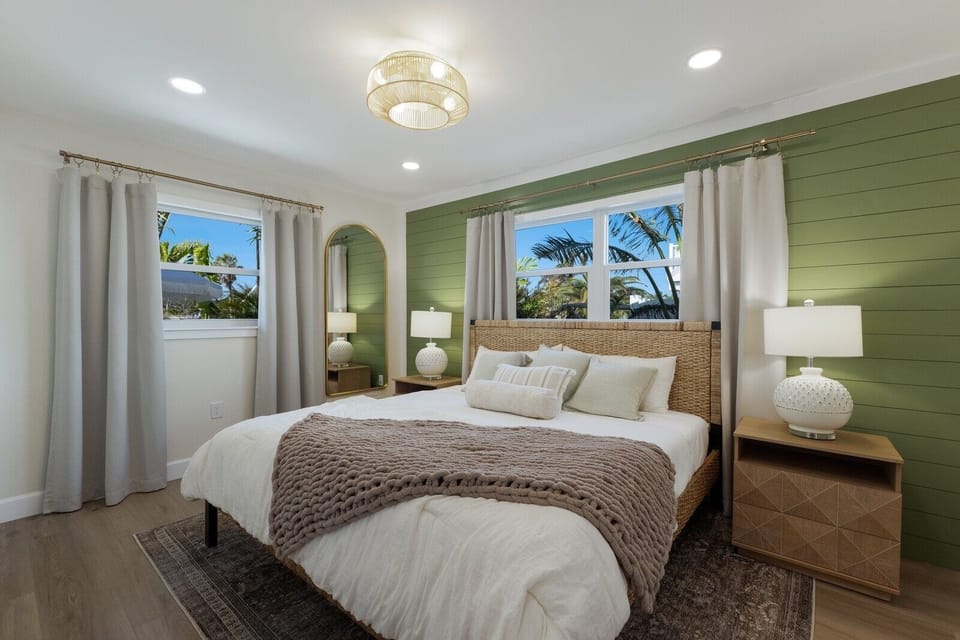 83rd St Villas East 2 Bedroom Villa Villa in Holmes Beach