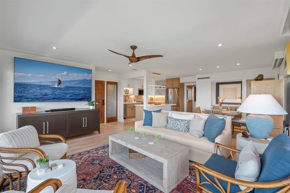Condo, 1 Bedroom | Living area | Smart TV