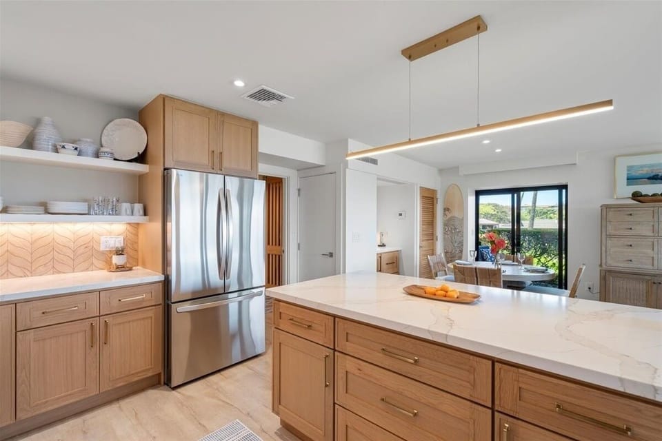 Condo, 1 Bedroom | Private kitchen | Fridge, oven, coffee/tea maker, toaster